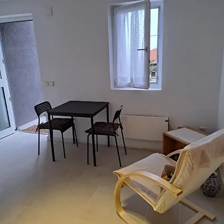 公寓 Casa Bela 里耶卡